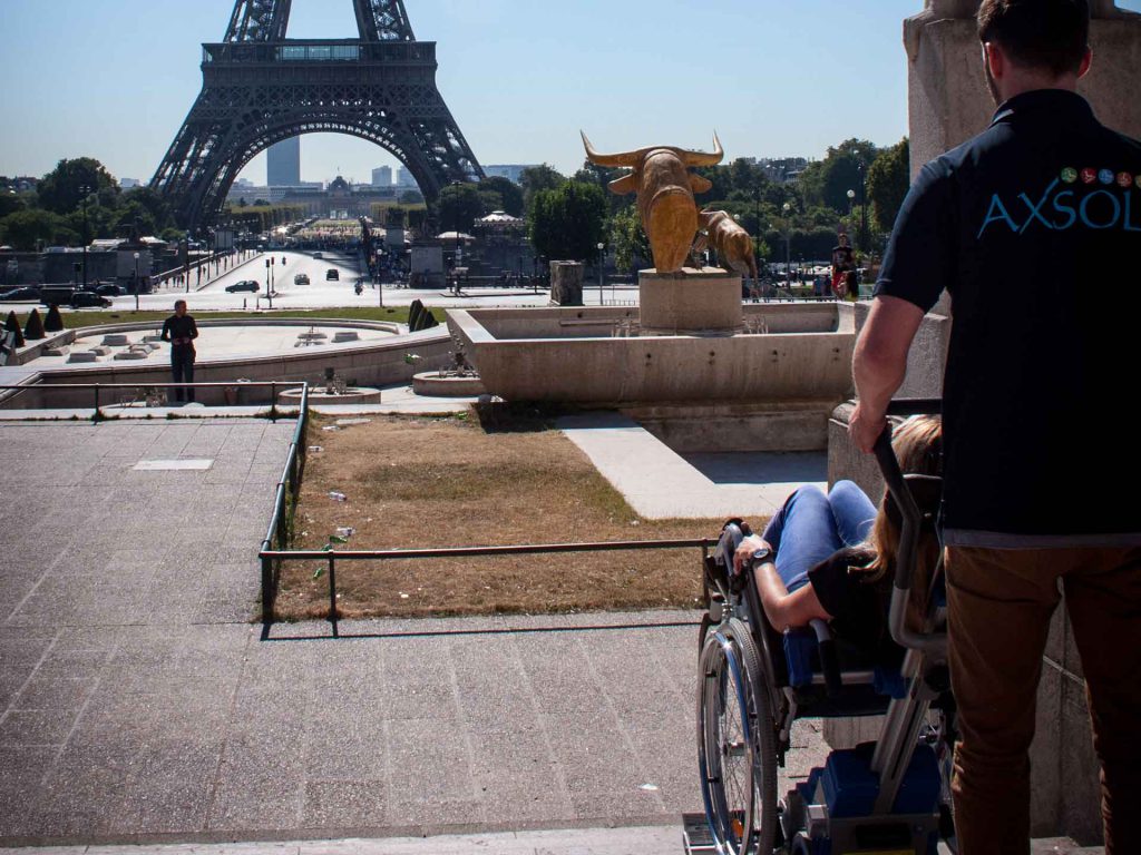 Louer un monte-escaliers électrique autonome (pmr, handicapé), pratique pour visite et tourisme